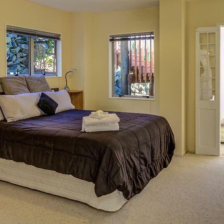 Journeys End Apartment Raglan Exterior photo